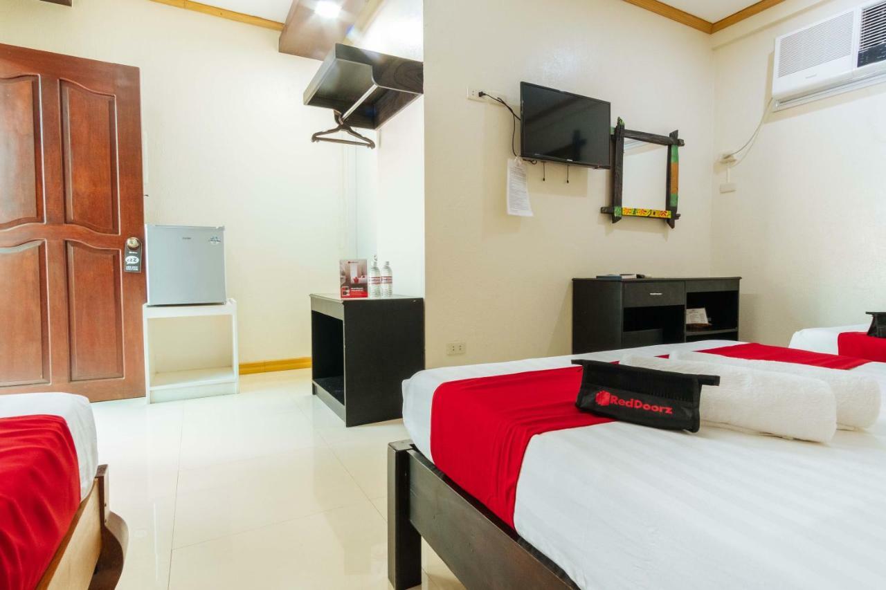 Reddoorz Premium Near Pristine Beach Puerto Princesa Exterior foto