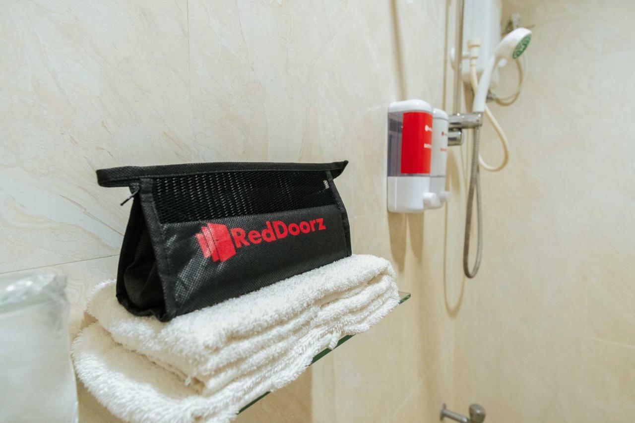 Reddoorz Premium Near Pristine Beach Puerto Princesa Exterior foto